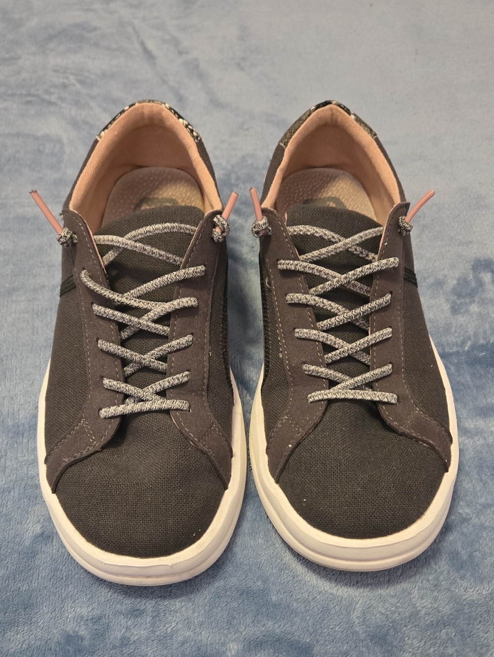 Hey Dude Women's Katrina Sneakers in Charcoal with Blush Accents Sz 9